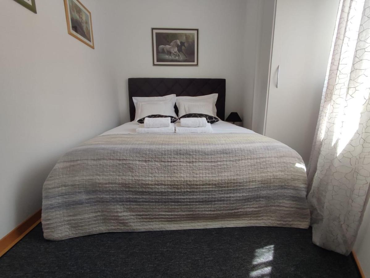 Apartment Sandrica สโตมอร์สกา ภายนอก รูปภาพ